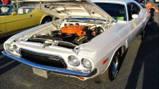 preview picture of video 'Saturday Night Cruise-In Cowansville Qc. 2010'