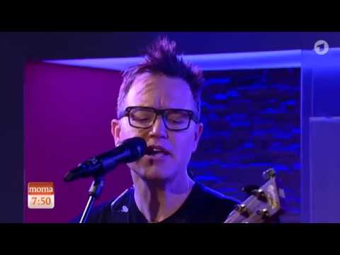 blink-182 - Bored To Death (Acoustic) @ Morgenmagazin - 15.11.2016