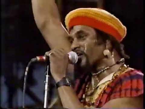 The Neville Brothers Live with Carlos Santana, Fela, and Joan Baez at Amnesty International 1986