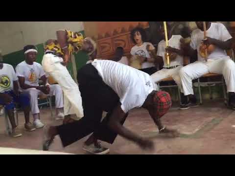 Jogando Angola (Gavião do Mar o Angoleiro e Dário Angoleiro) Uavala Capoeira Angola Center