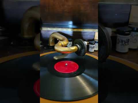 #4 Gershwin: Embraceable You -  Eddy Duchin Columbia Records #36077 (set C-52) 1941