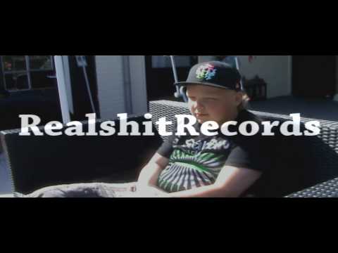 Rizoo - voor de fame(preview) Ft. RegeaG & GlennMah