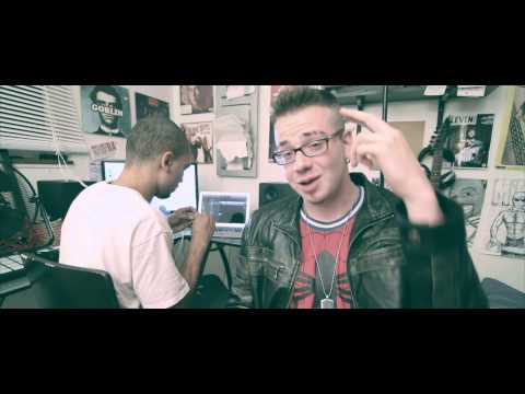 Mike Bars Answers Fan Questions Drunk (part 1) Talks Making There Will Be Blood & The Jokerr