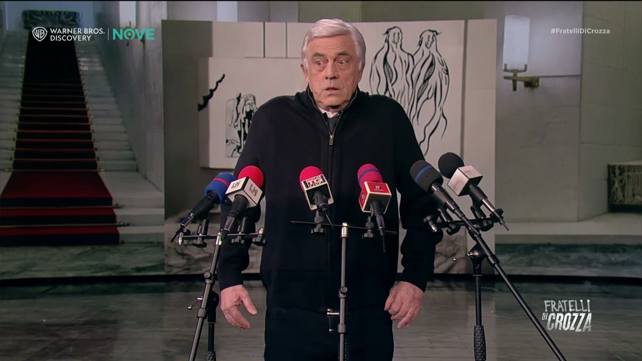 Crozza Tajani e la posizione dell'Italia sull'attacco in Iran "La stessa dell'Europa. Quale? Non so"