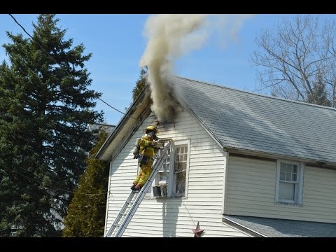 Town Line FD Working Fire - 5936 Broadway