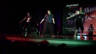 MacArthur's got Talent - So we think we can dance