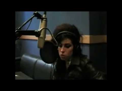 Thumbnail for Amy Winehouse - INEDIT acoustic 2006 at Napster by Amy Winehouse