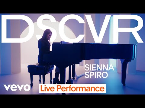 SIENNA SPIRO - You Stole The Show (Live | Vevo DSCVR)
