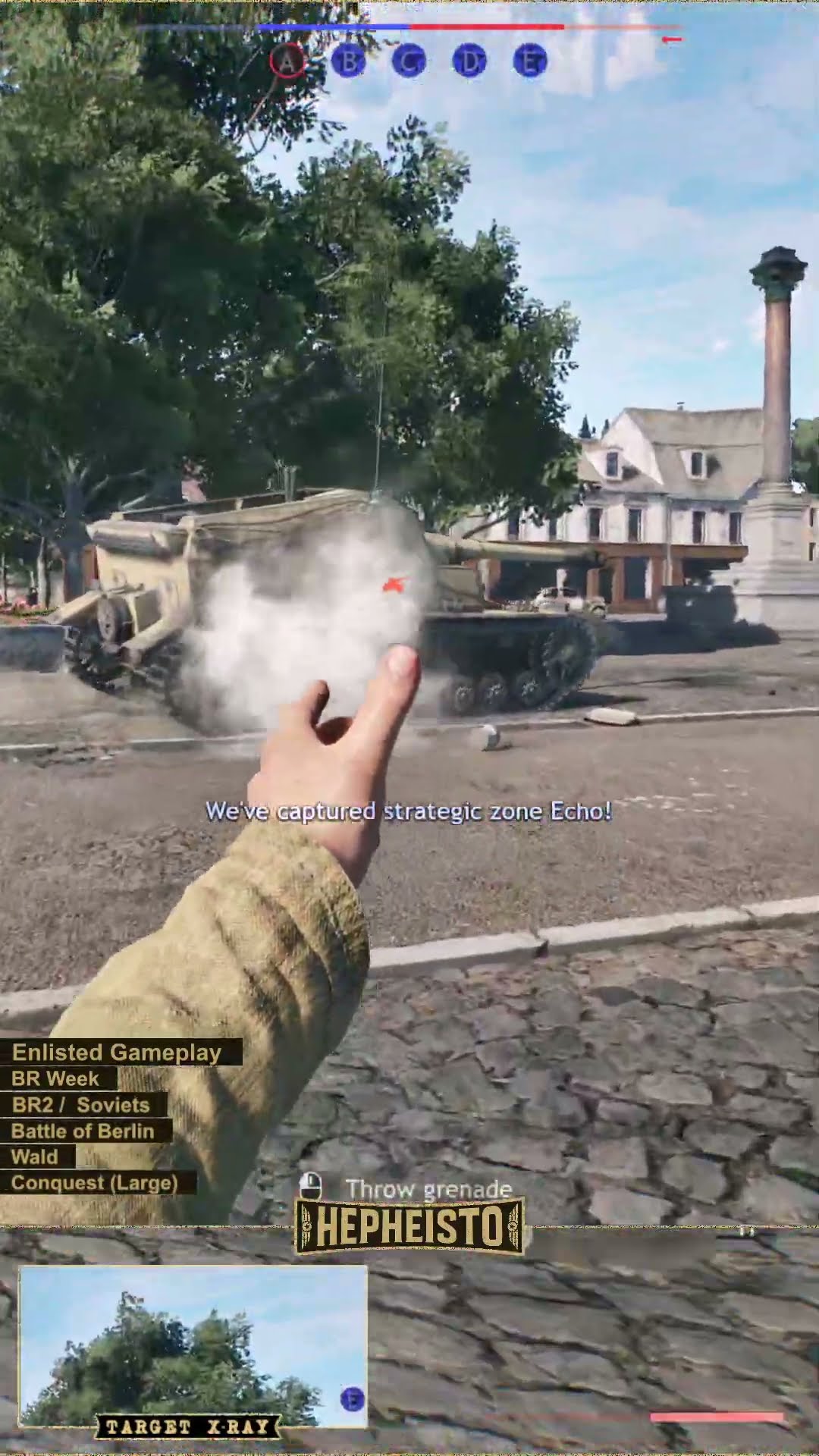 Assaulter eliminates Panzer Dicker max with Explosion Pack
