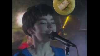 The Sugarcubes/Sykurmolarnir - Eat The Menu [Surrounded]