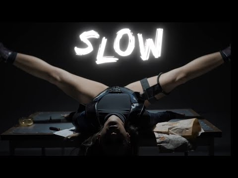 Los Wizzards - SLOW | starring Valeria Sandoval