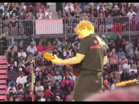 Sofa - Ed Sheeran - Loop Tour Auckland 16/01/26