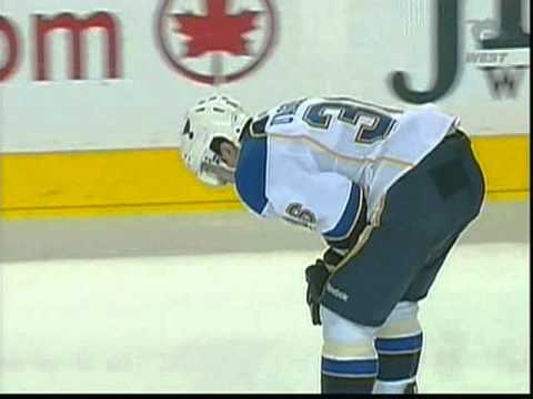 Robyn Regehr nails Matt D 'agostini