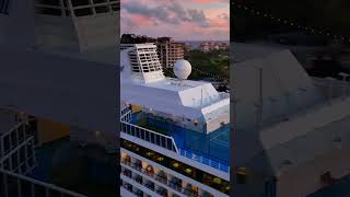 You can play tennis aboard the Regent Seven Seas Mariner cruise ship