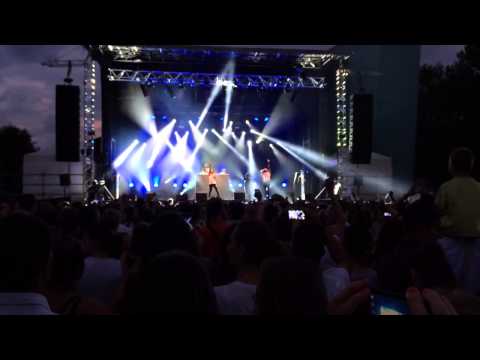 Axel Tony et Sheryfa Luna - Sensualité