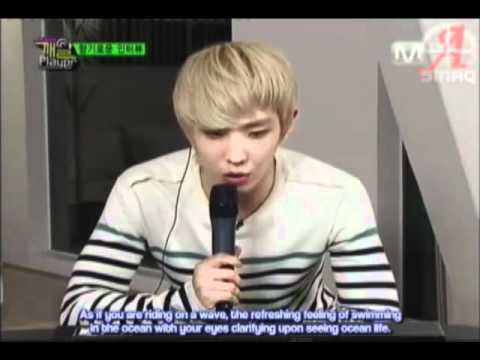 G.O and Seungho describes their first kiss.