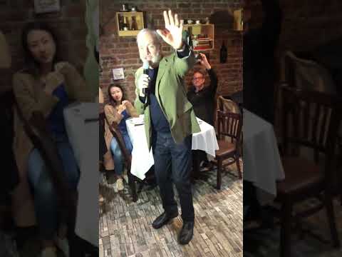 Neil Diamond & Francesca Cavaliere sing “You Don’t Bring Me Flowers & Sweet Caroline”