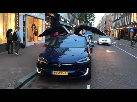 Tesla Model X and Lamborghini Gallardo