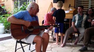 Jimmy Buffett Sings &quot;Cheeseburger in Paradise&quot; in Havana, Cuba