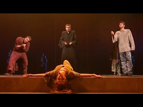 Belle - Notre Dame de Paris