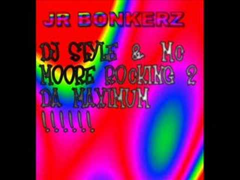 Mc moore n Deejay Style