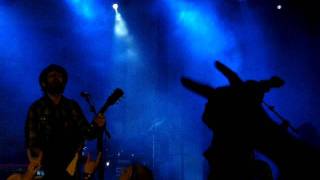 Puddle of Mudd covering AC/DC&#39;s TNT