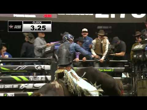 Chase Dougherty rides Back Jack for 89 points (PBR)