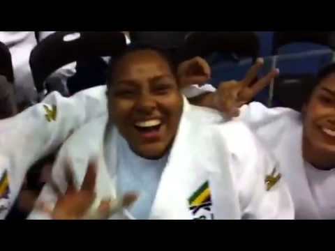 Equipe de judô comemora ouro nos Jogos Militares RDN