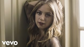 Ana Mena - Ahora Lloras Tú ft. CNCO (Official Video)