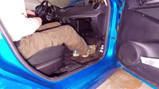 Replacing Blower Motor on Mazda 3 - Part 1