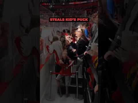 Heartless Karen Stole Her Puck...(@omsk_putevoditel)