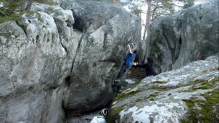 Video thumbnail of L'Âge de Pierre, 7c. Fontainebleau