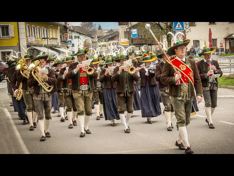 📯 Traditioneller Weckruf der Musikkapelle Niederdorf, Südtirol am 01. Mai 2023