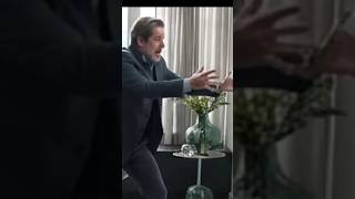 Ferette sai correndo quando Gerluce prova que ele falsifica remédios falsos #trêsgraças #novela