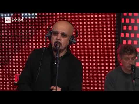 Enrico Ruggeri in diretta a Radio2 Social Club 7-11-2019