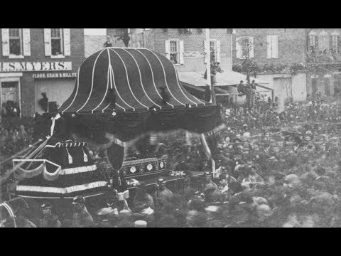 Vintage Photos of Abraham Lincoln's Funeral Procession in Philadelphia (1865)