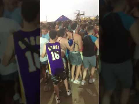 ESPECTACULAR POGO CON SANDRO ÁVILA EN ARENAL SOUND 2017