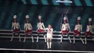 Madonna - Express Yourself / Born That Way / Give Me All Your Luvin' Madonna - Express Yourself / Born That Way / Give Me All Your Luvin'