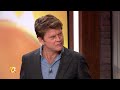 Beau krijgt grote verrassing in de studio - RTL BOULEVARD