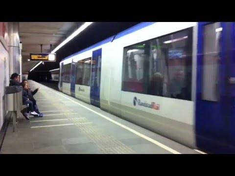 RET Metro RSG3 Vertrekt Van Delfshaven lijn B