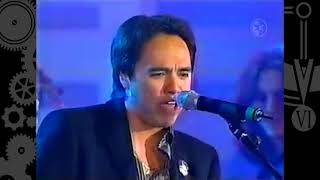 Que De Raro Tiene- Sombras Los Temerarios ( en Vivo HD )