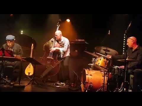 Chris Jennings Trio featuring Amir Amiri & Patrick Goraguer "Majnoon" (bass solo)
