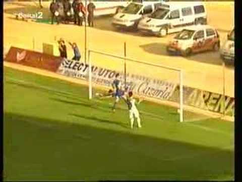 Golazo de txiki ante el alcala