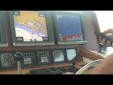 Garmin 7215 AIS alarm demo on 110ft Motor Yacht