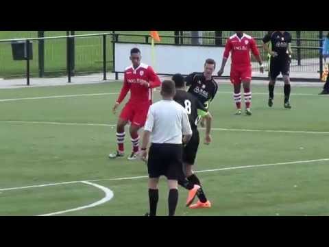 Doelpunt Davey tegen GLZ de gelijkmaker