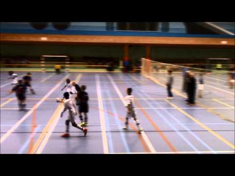 Zaalvoetbal toernooi Fortuna Wormerveer o12 1e wedstrijd