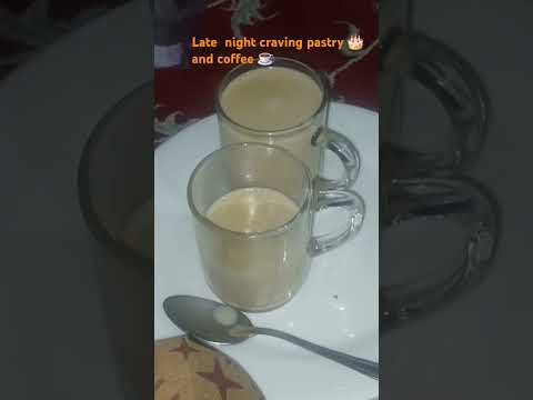 Late night craving pastry 🎂 and coffee☕️  @HamyounBarak