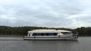 preview picture of video 'Skippy macht Urlaub auf dem Hausboot (Teil 2, Unterwegs auf der Mecklenburgischen Seenplatte)'
