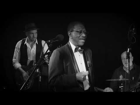 Bluescats ft. Tommie Harris - Just a little bit