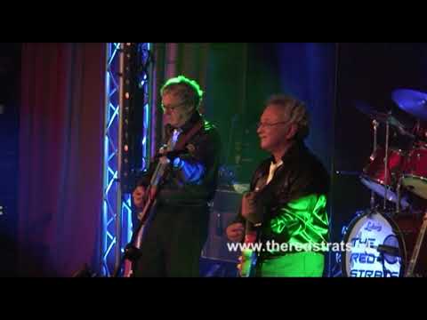 111029 The Red Strats in Doorn - Rounding The Cape